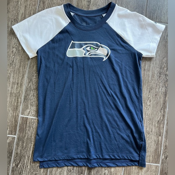 Nike Tops - Nike Dri-Fit Seattle Seahawks Shirt